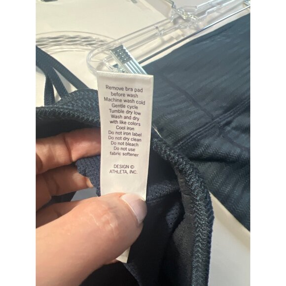 Athleta Navy Blue Sports Bra and Leggings Se - Picture 5 of 7